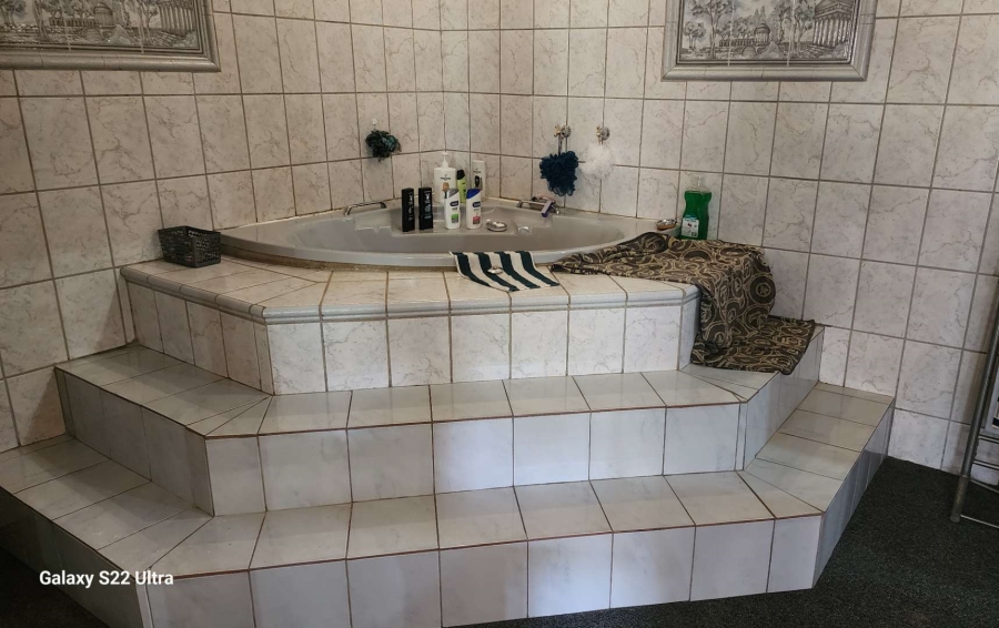 13 Bedroom Property for Sale in Rustenburg North West